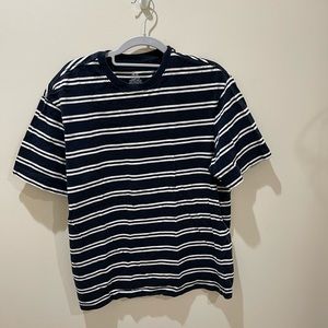 h&m tee shirt